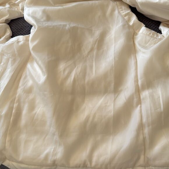 Talbots Petite Puffer Vest‎ Small Petite Ivory Down-Filled Winter Layer - Picture 10 of 11